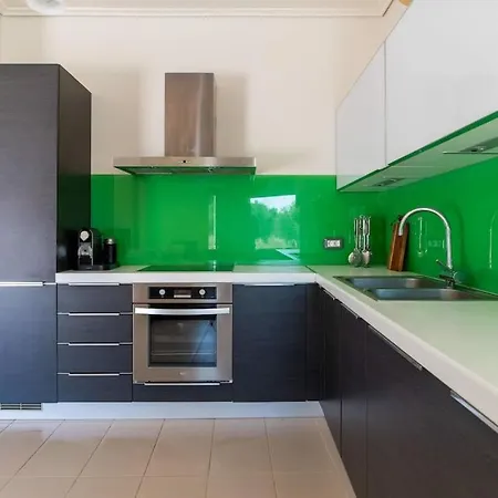 La Casa Rosa Seaside Getaway Μαραθιάς